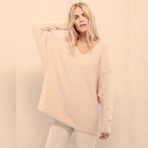 Free People Sweaters - Free People Oversized Softly Vee Sweater in ballet pale peach pink Medium